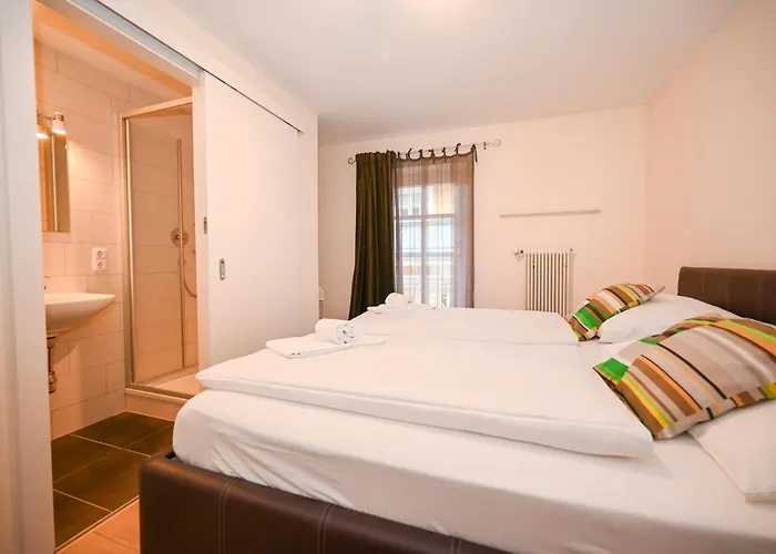 Skilift - View By In One Incl Summer Card * Τσελ αμ Ζέε