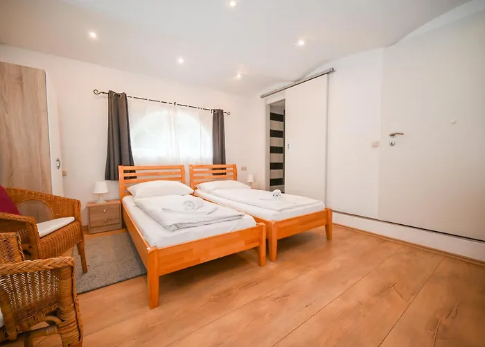 Skilift - View By In One Incl Summer Card 滨湖采尔